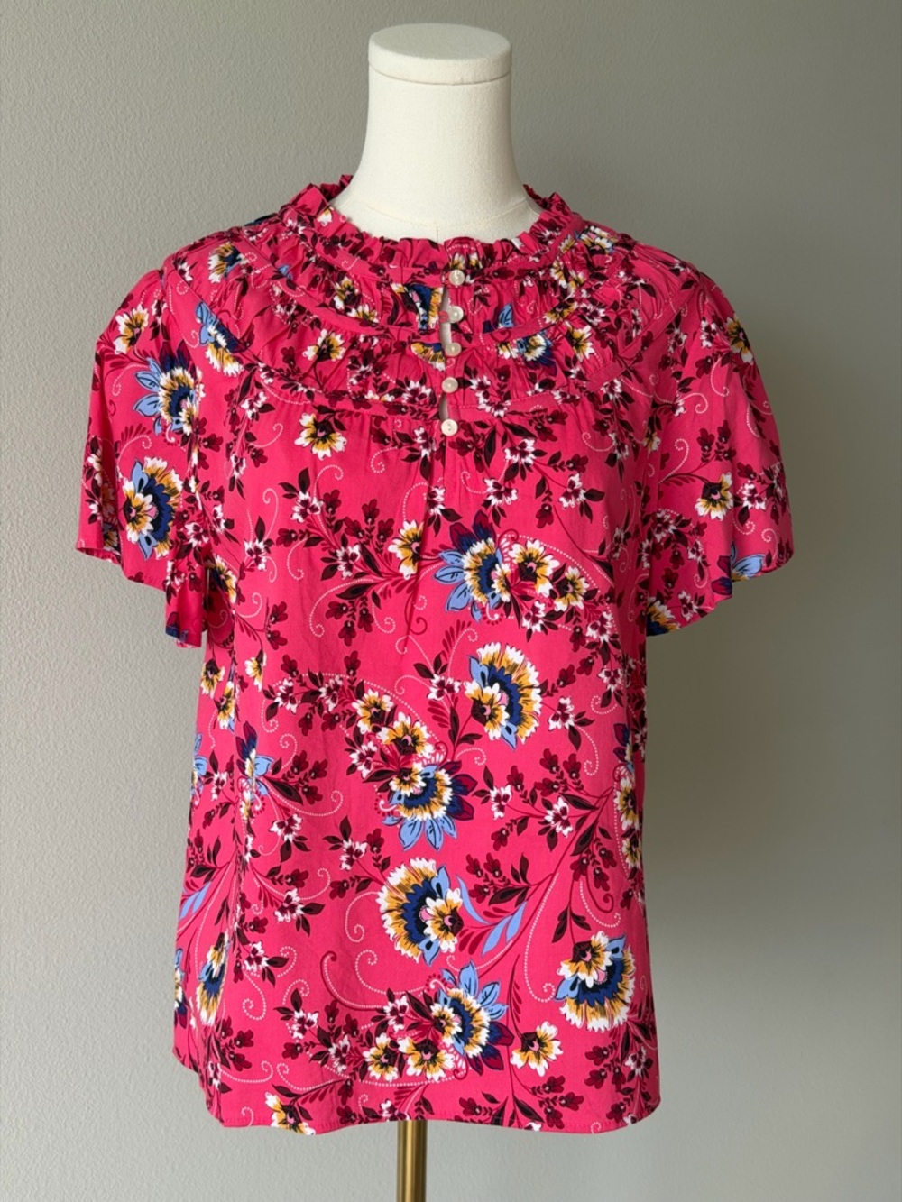 NWT LOFT Pink Floral Gathered Yoke Flutter Sleeve Blouse - SP